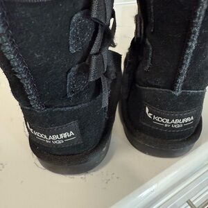Girls boots, Ugg koolaburra size 5 EUC